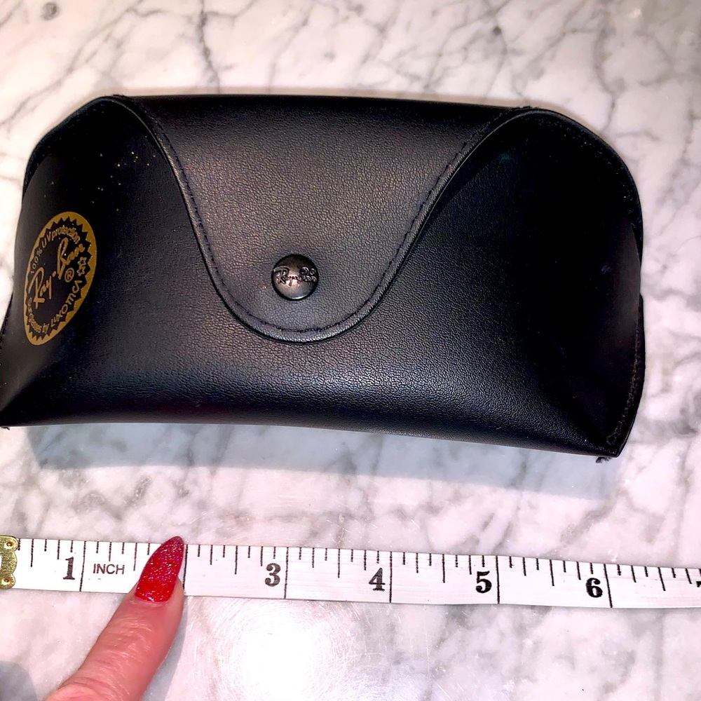 3/$15 ❤️RAY BANS GLASSES CASE! NWOT! NEVER USED! EXCELLENT CONDITION! - Picture 4 of 5